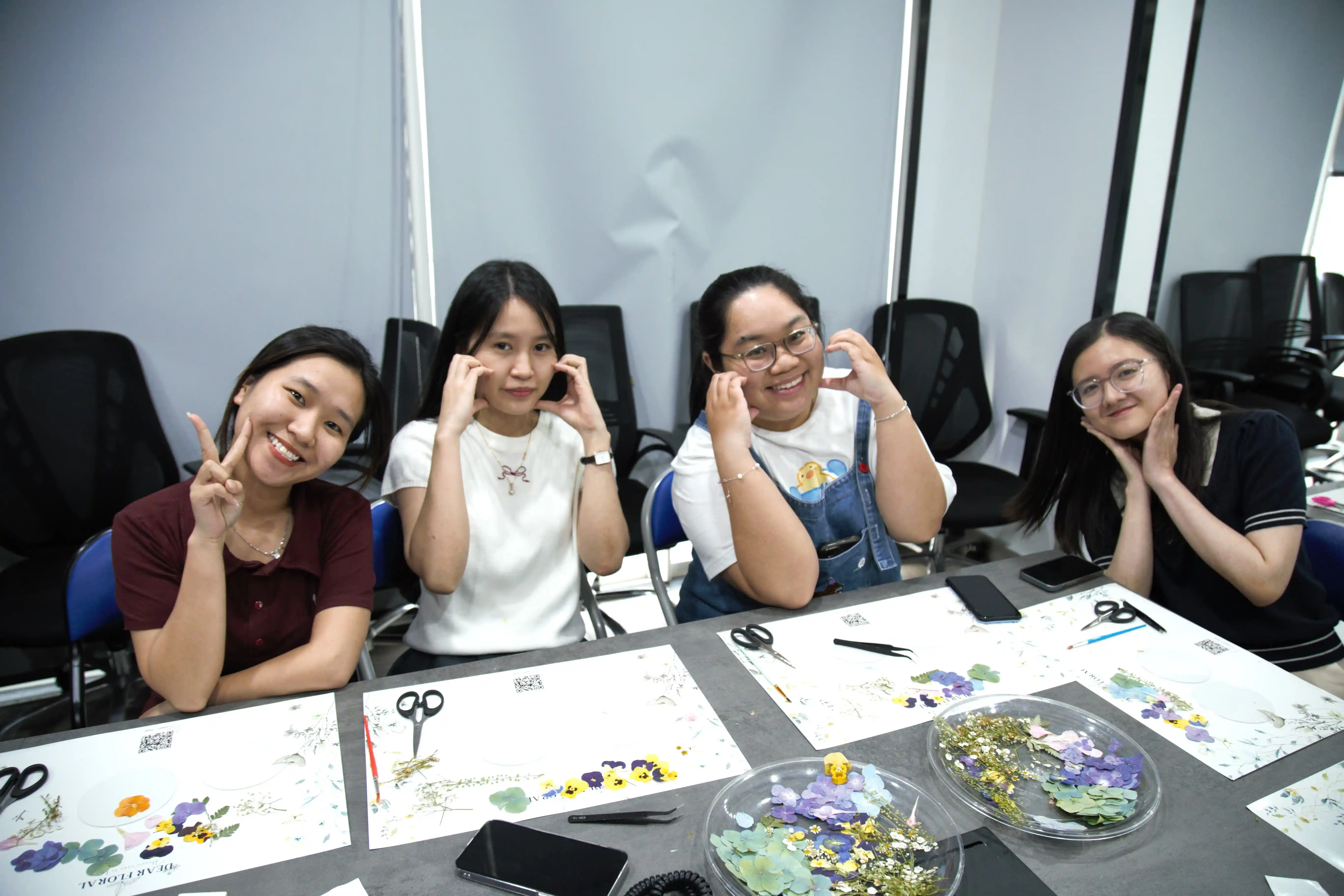 real-logistics-lan-toa-yeu-thuong.webp